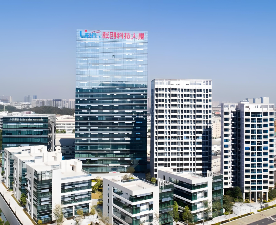 深圳聯(lián)創(chuàng)科技集團有限公司。地址：深圳市龍崗區(qū)南灣街道布瀾路21號